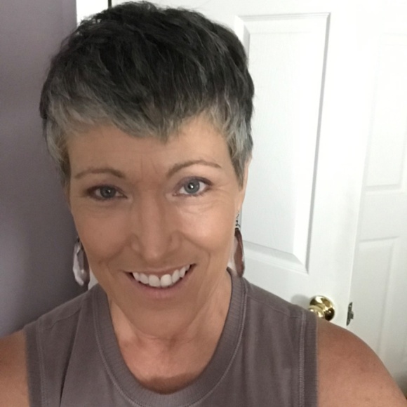 Meet your Posher, Sara - Picture 7 of 15